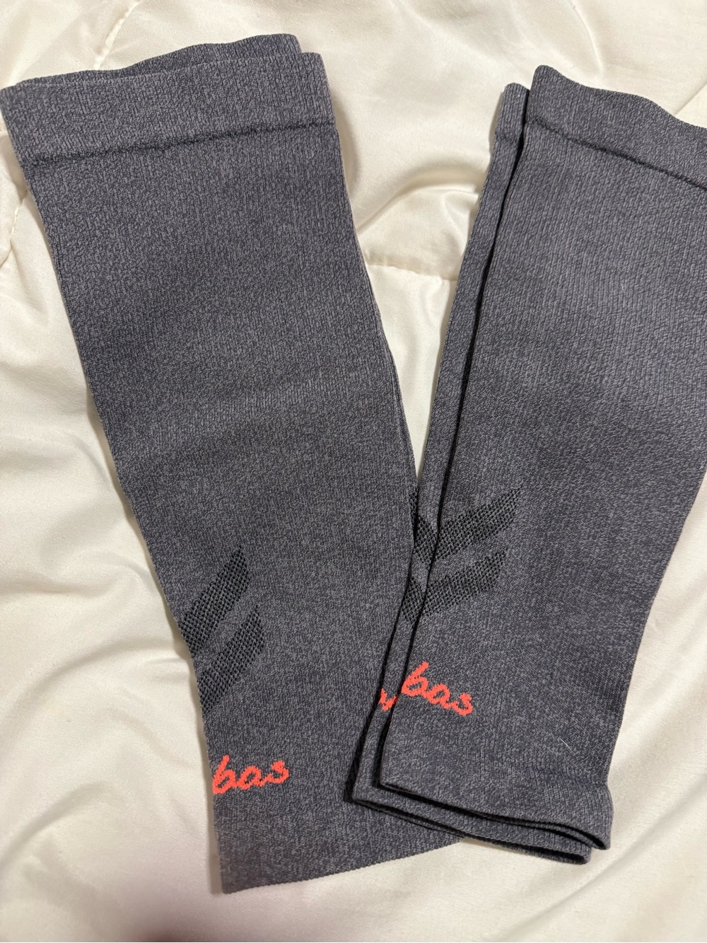 Bombay’s set of 2 Compression calf sleeves